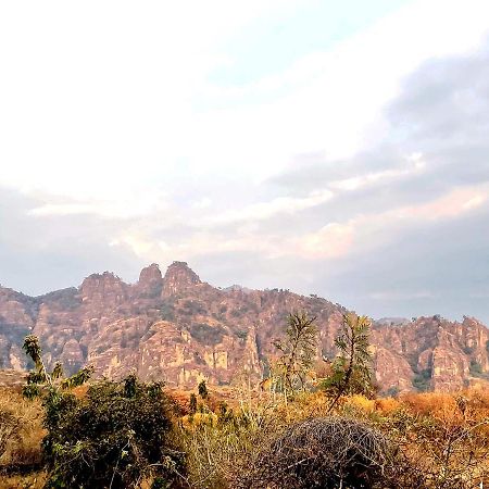 Piedra De Cobre Aparthotel เตโปซตลัน ภายนอก รูปภาพ